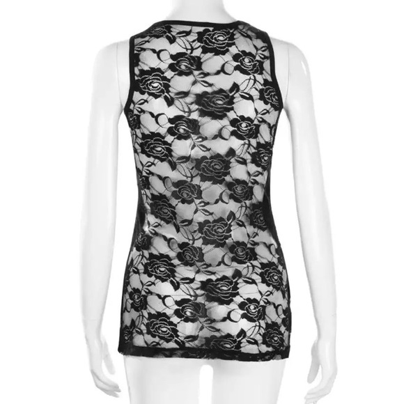 Skull Floral Lace Tank Top - Picture 3 of 5